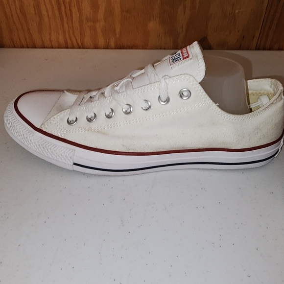 Converse Chuck Taylor All Star Men Low Top White Canvas Casual Shoes Sz M11 W13 - Picture 8 of 11
